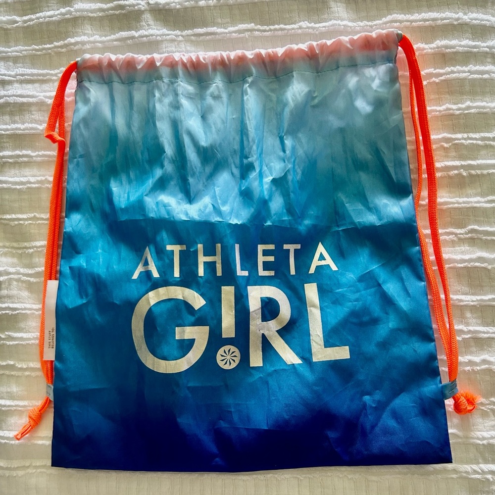 FREE SOCKS/ ATHLETA GIRL CARRY BAG